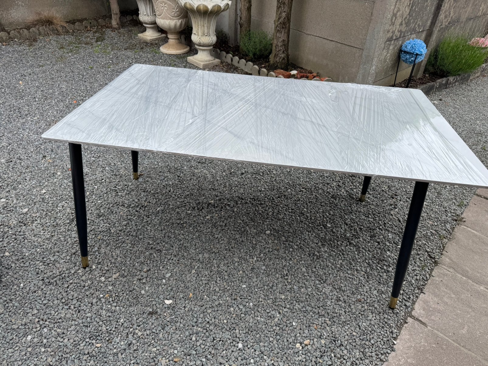 Eetafel, Ophalen, Zo goed als nieuw