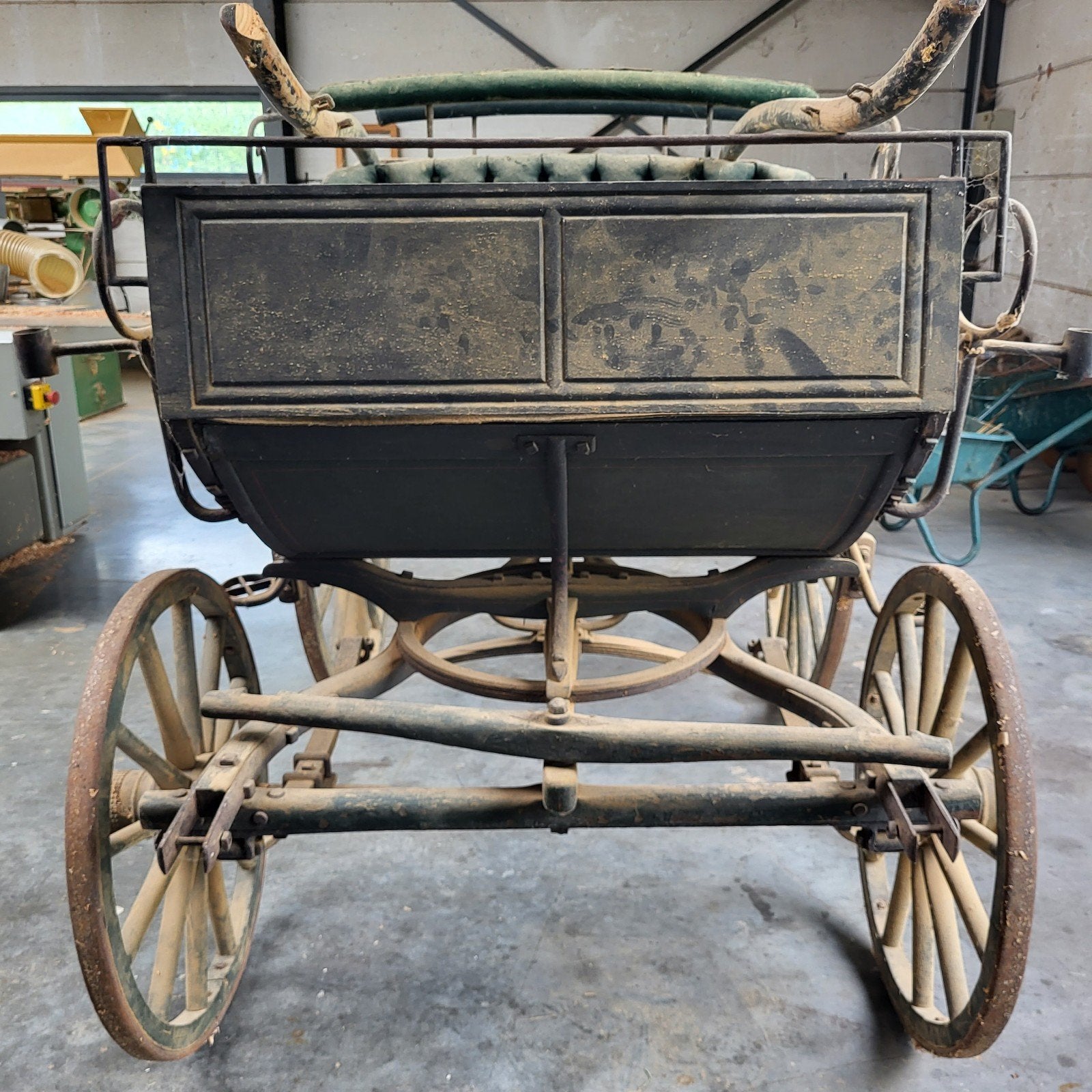 Calèche ancienne., Cheval