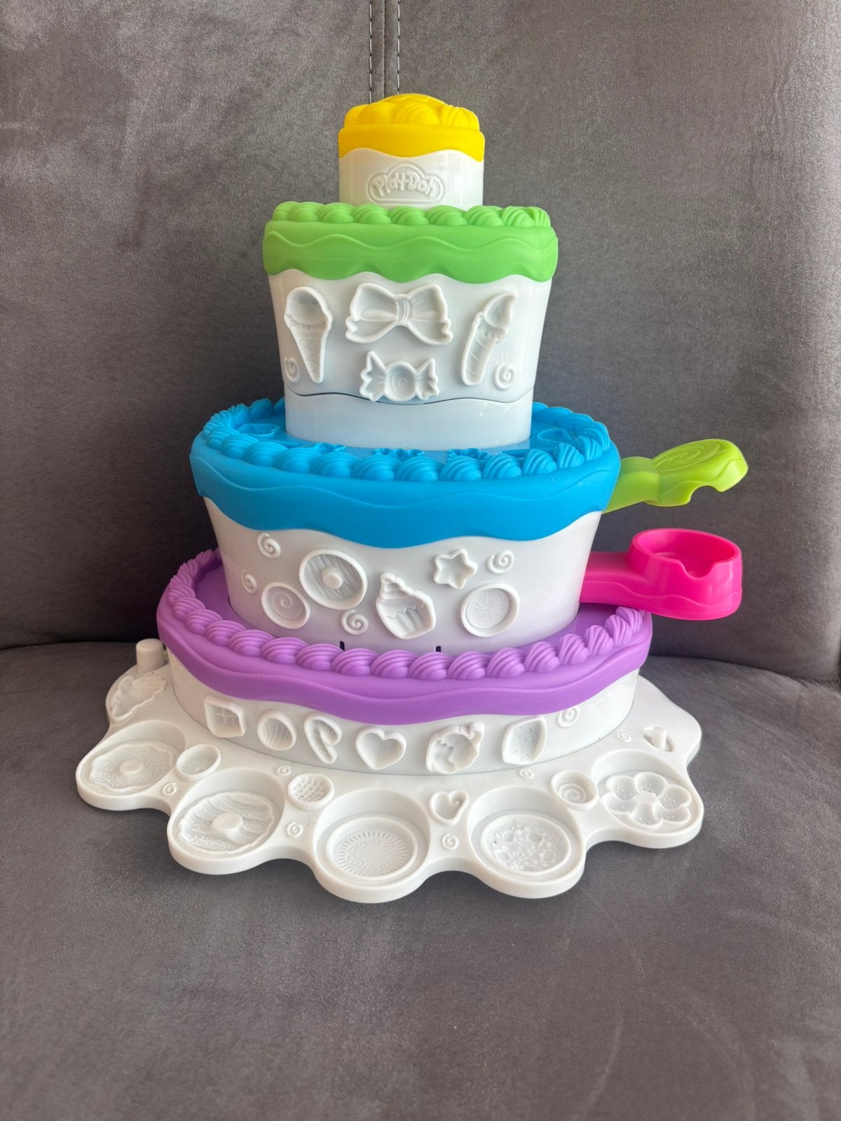 Play-Doh cake mountain, Enlèvement, Comme neuf