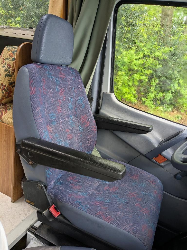 Mercedes 312 / Rimor, Siège de train, 6 à 7 mètres, Toilette à cassette, Boîte manuelle