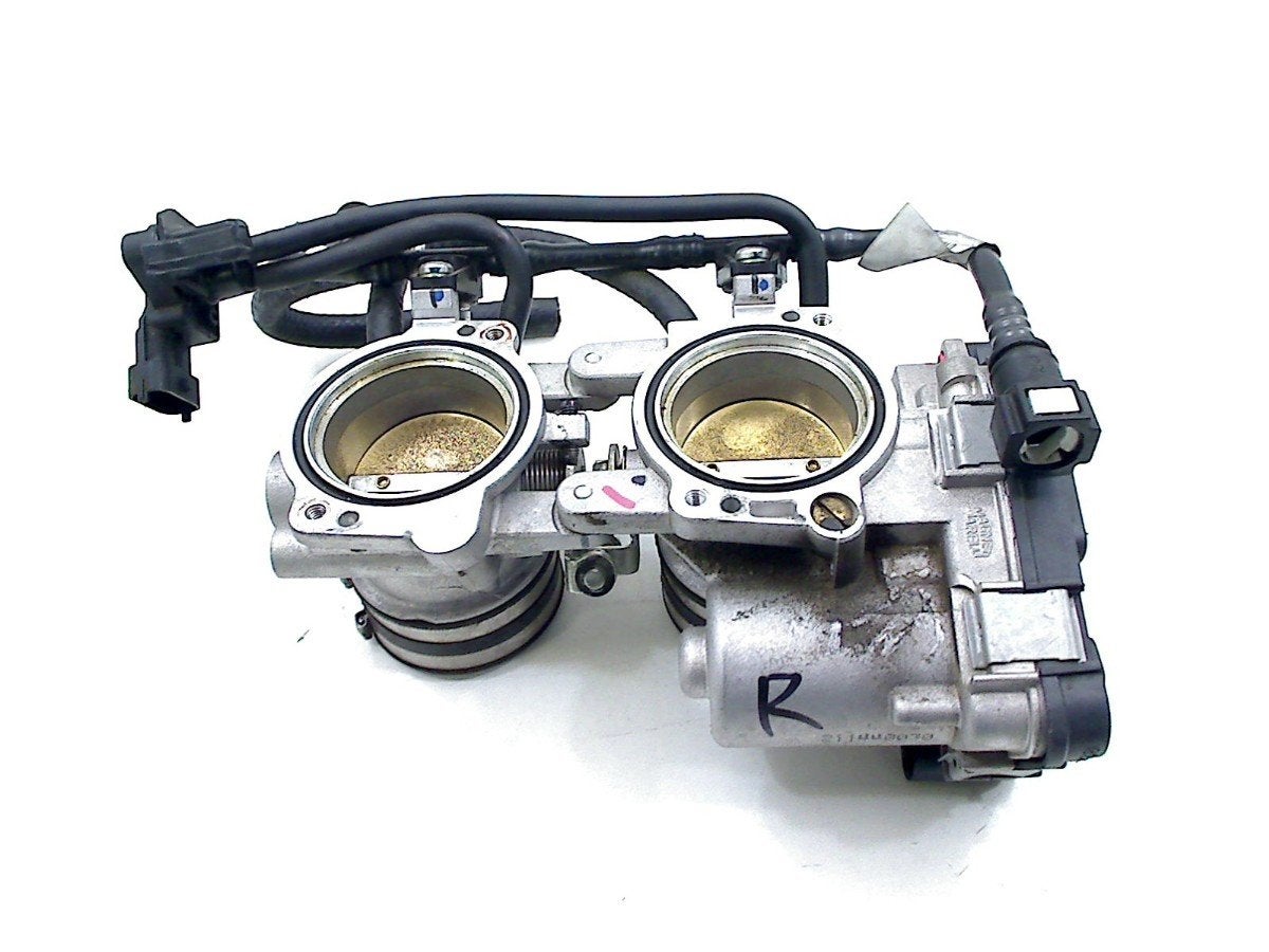 BOITIER PAPILLON Tuono V4 1100 E Factory APRC 2021- (20206), Dhr. S. di Majo, Utilisé, Info@cama-motorparts.nl, P.J. Troelstraweg 8 8
3144 CX  MAASSLUIS, NL