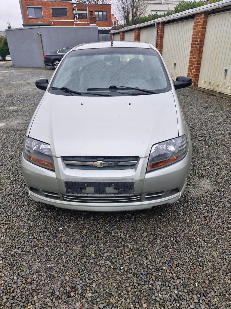 Chevrolet kalos essence, Autos, Chevrolet, Argent ou Gris, Achat, Noir, Particulier