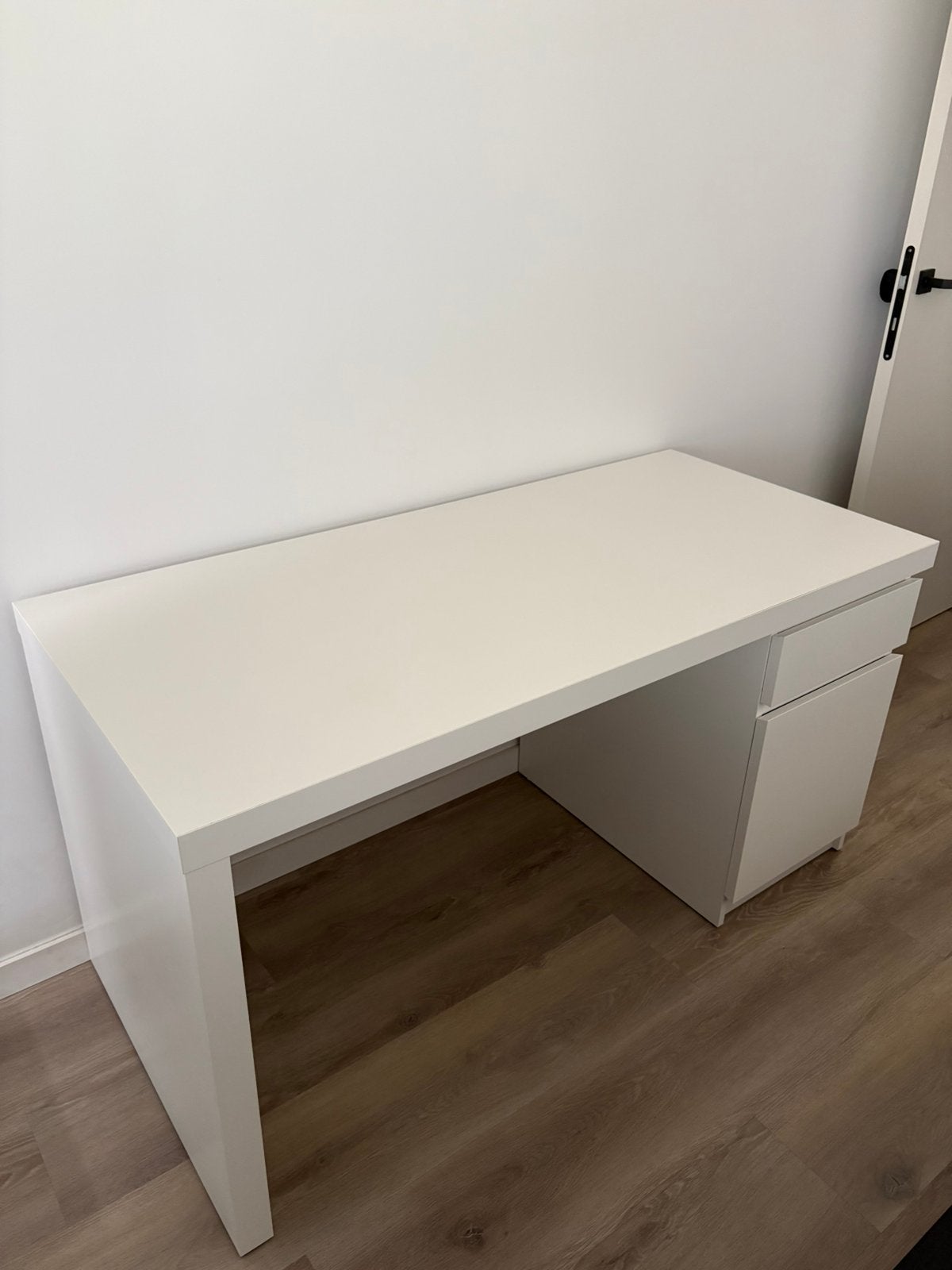 IKEA wit bureau met lade & opbergkast – zeer goede staat, Huis en Inrichting, Ophalen, Opbergruimte, Zo goed als nieuw, IKEA