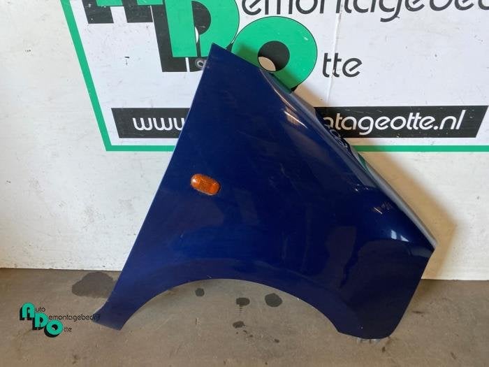 Scherm rechts-voor van een Opel Agila (Agila 00-) (Z21B), Gebruikt, -, -, Opel