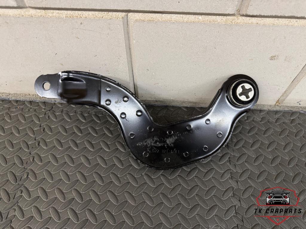 Nouveau bras de correction de vol de roue Mercedes a24735017, Neuf, Mercedes-Benz AG, Mercedes-Benz, Mercedesstrasse 120
70372  Stuttgart, DE