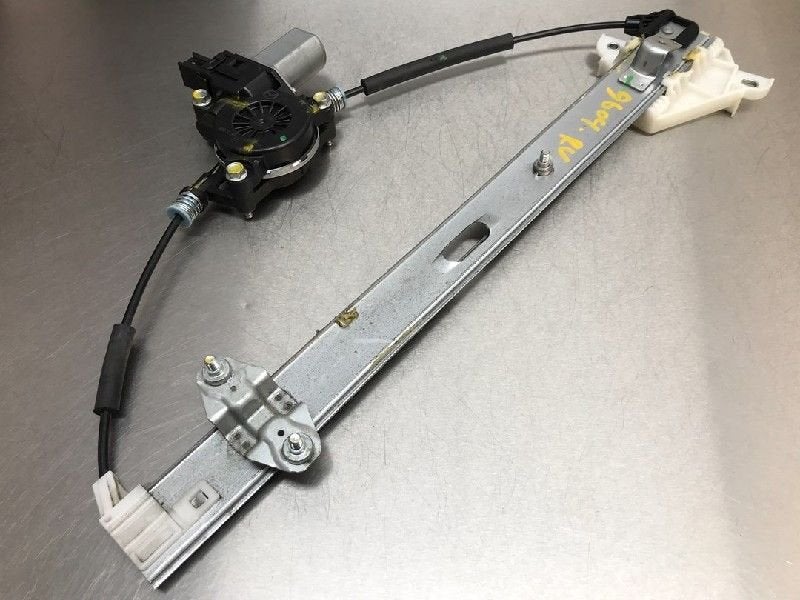 RAAMMECHANIEK RECHTS VOOR Mazda 2 (DJ / DL), Gebruikt, Mazda