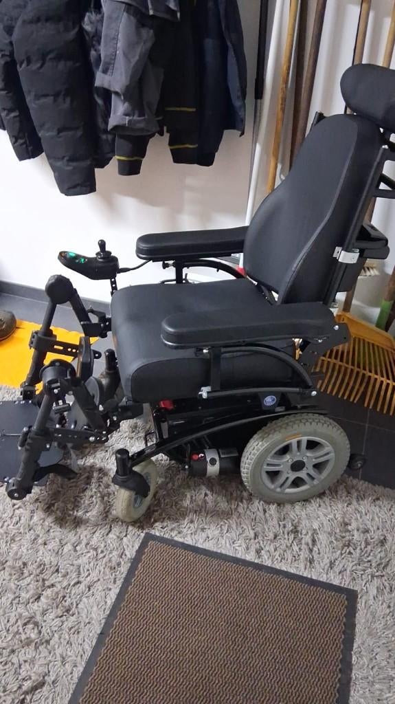 Elektrische Rolstoel Vermeiren, Diversen, Rolstoelen, Ophalen, Zo goed als nieuw, Elektrische rolstoel