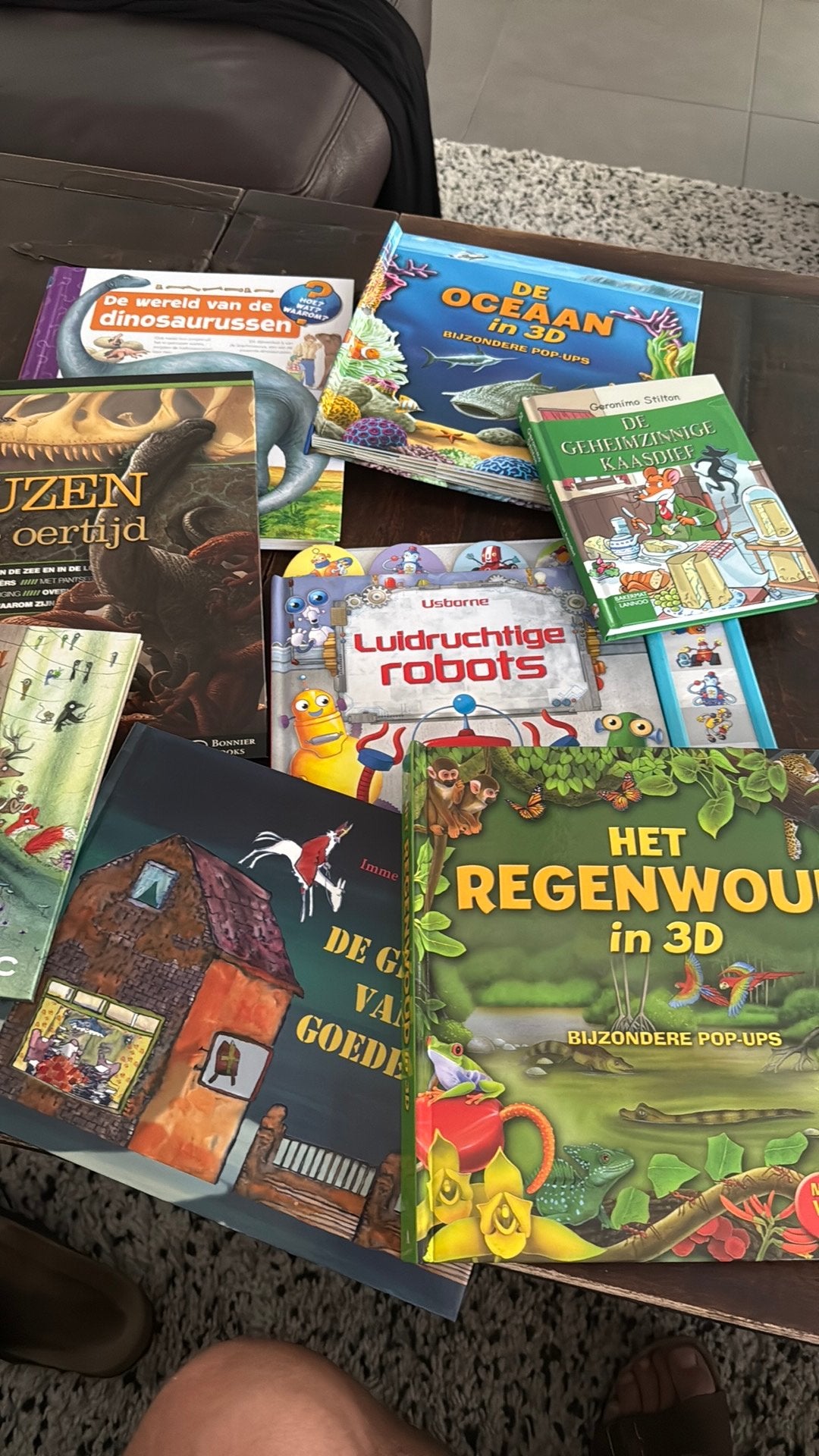 Boekenpakket  dinosaurus de oceaan robots. Enz., Enlèvement, Comme neuf