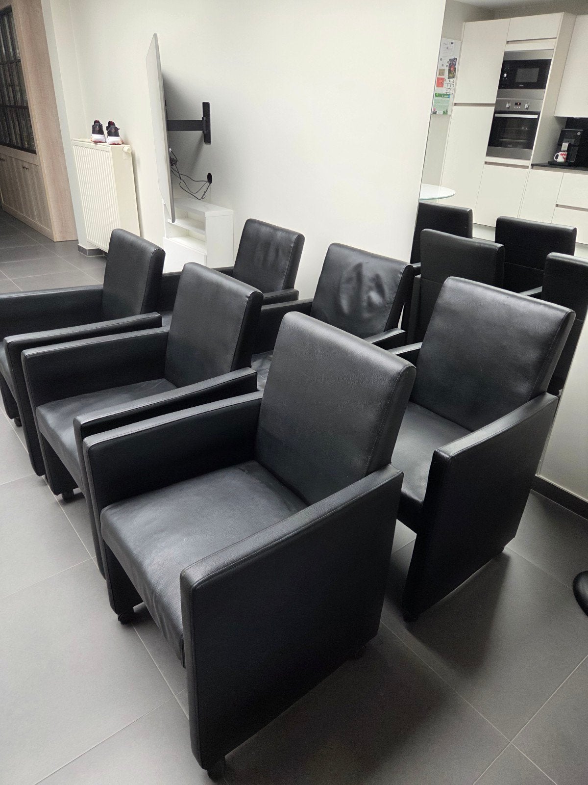 Set van 6 fauteuils skai/lederen zwart op wielen, Huis en Inrichting, Fauteuils, Ophalen