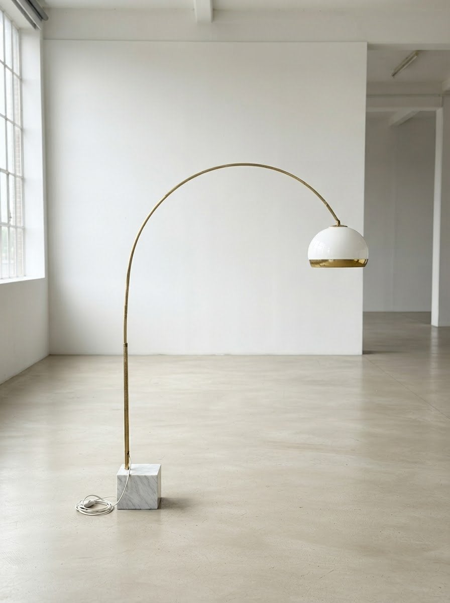 Vintage Harvey Guzzini booglamp, Enlèvement