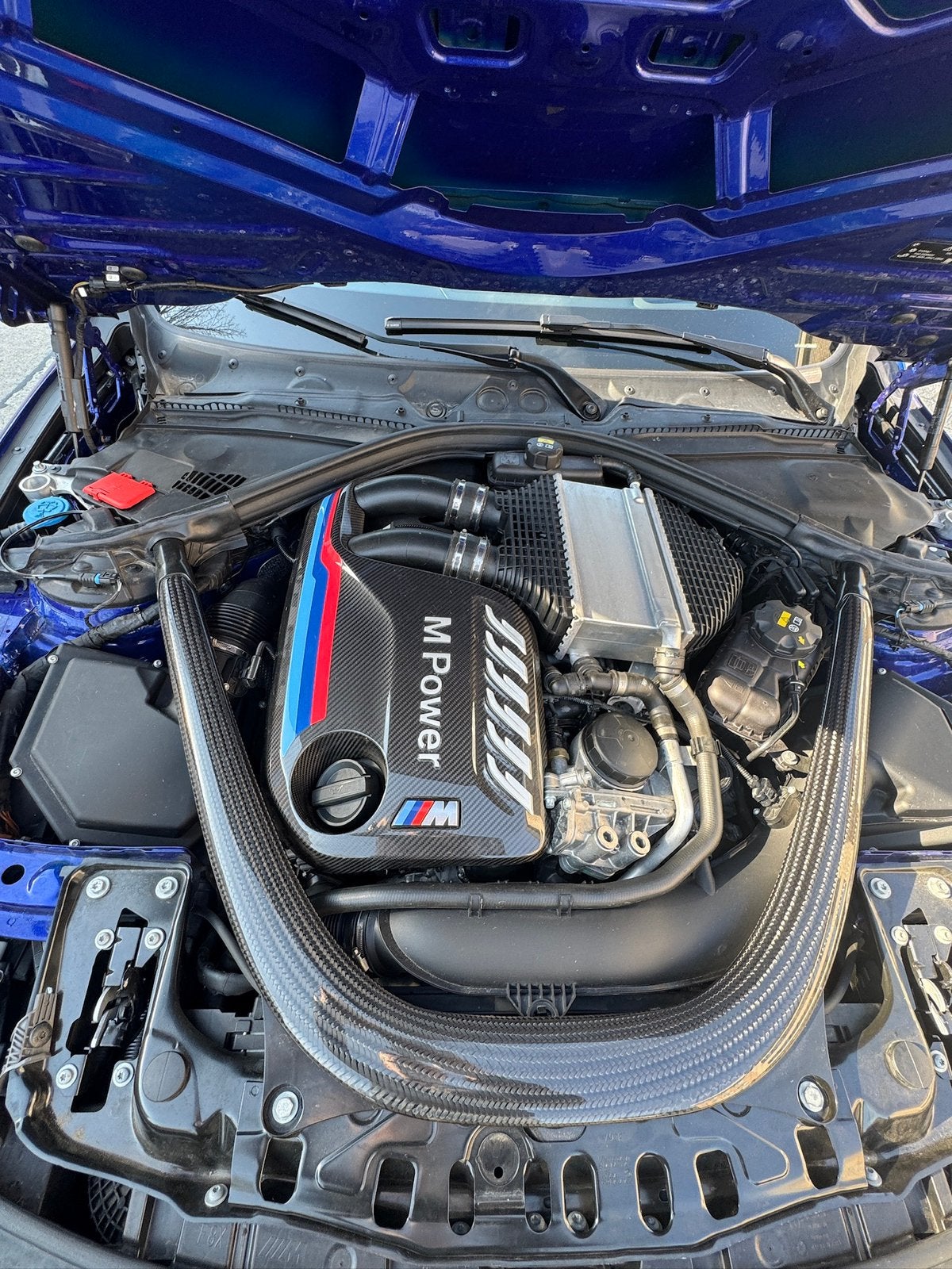 Cache moteur carbone M3 M4 f80 f82 f83, Enlèvement