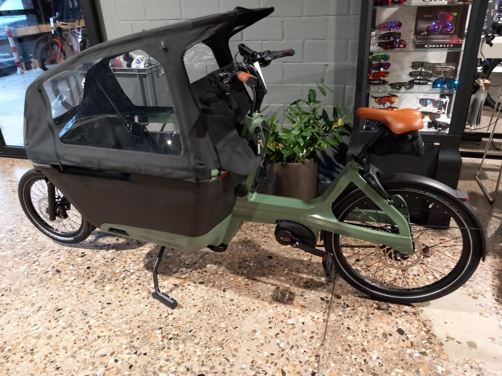 Lovens bakfiets, Gebruikt, 2 kinderen, Elektrisch, Schijfrem