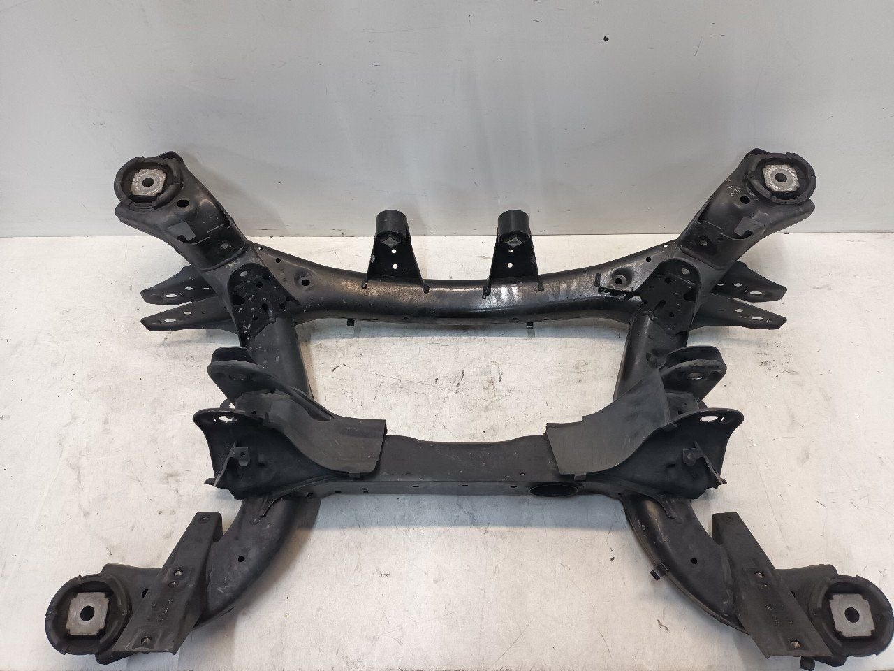 Subframe achter BMW X5, Onderdelen@venauto.nl, Van der Ven Autorecycling B.V., Gebruikt, Ettenseweg 76, 4706 PB Roosendaal, The Netherlands