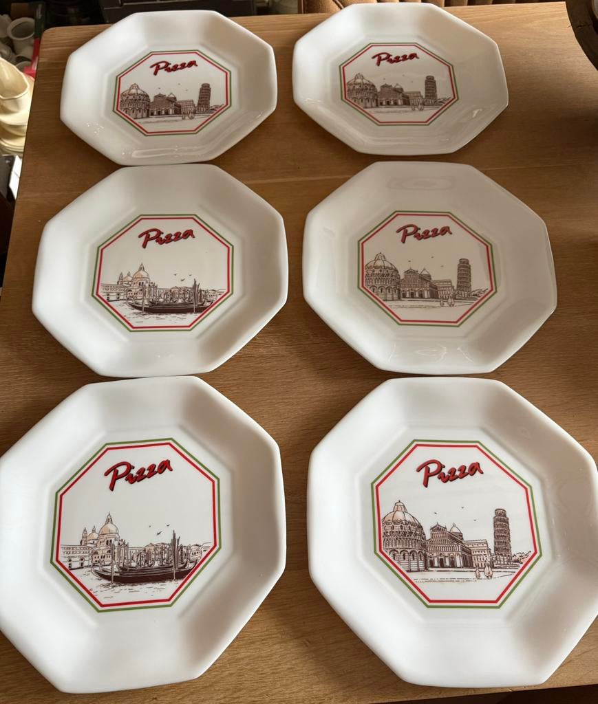 6 vintage Arcopal pizza borden, Ophalen, Zo goed als nieuw, Bord(en)