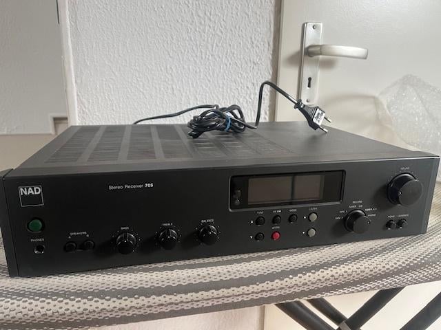 Zeer nette NAD 705 Receiver, Audio, Tv en Foto, Verzenden, Gebruikt, Stereo, Minder dan 60 watt