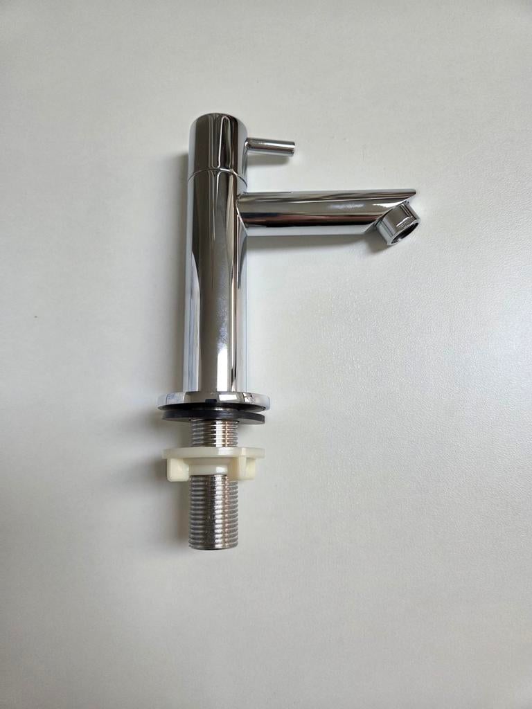 Nouveau robinet d'eau froide, Enlèvement, Robinet