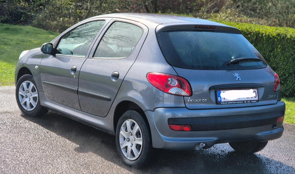 Peugeot 206+ 11ess 2009 100mkm 2300€, Autos, 206+, Achat, Boîte manuelle, 5 portes
