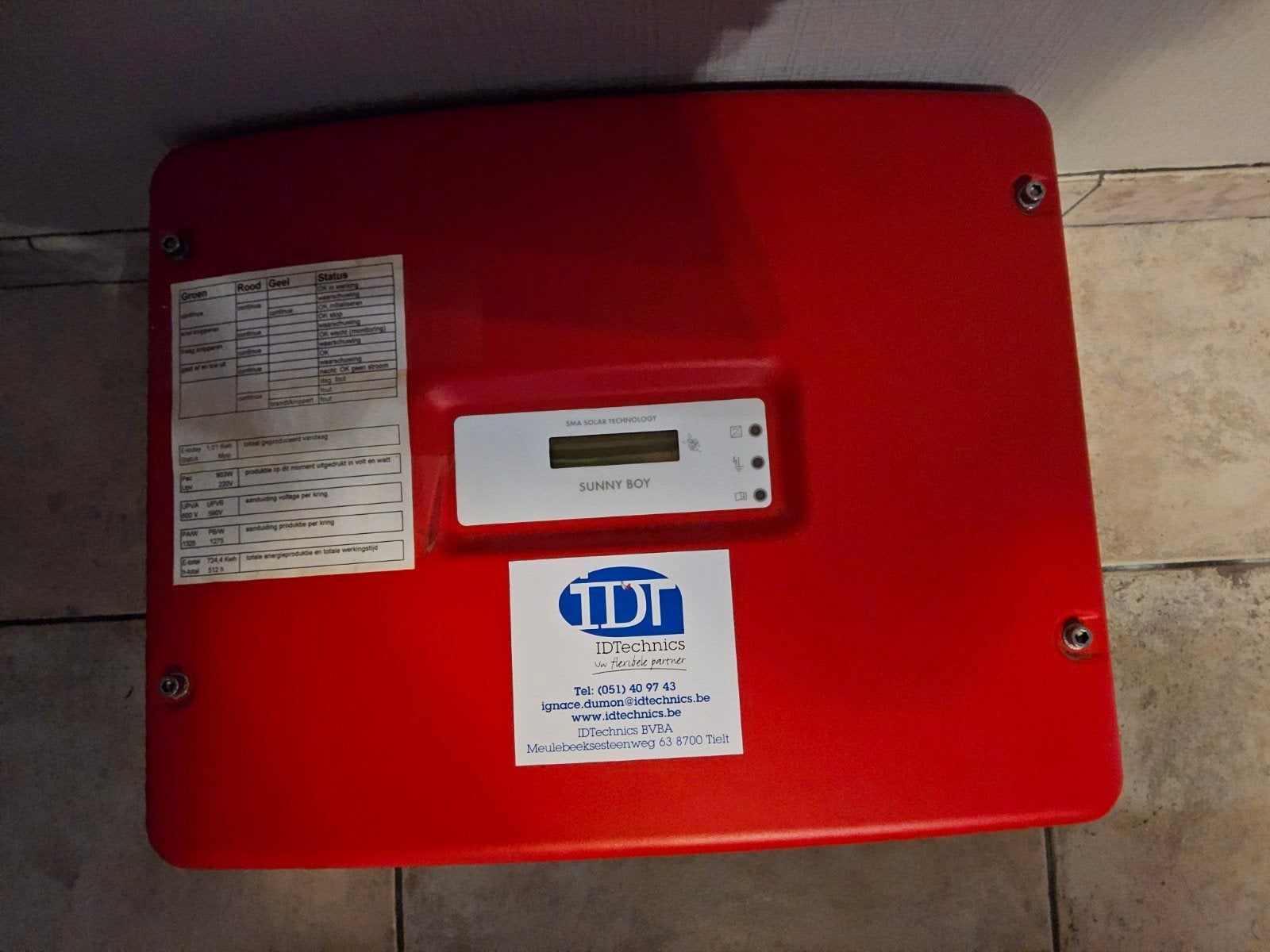 onduleur à panneau solaire, Enlèvement, Utilisé, Autres types, 200 watts-crêtes ou plus