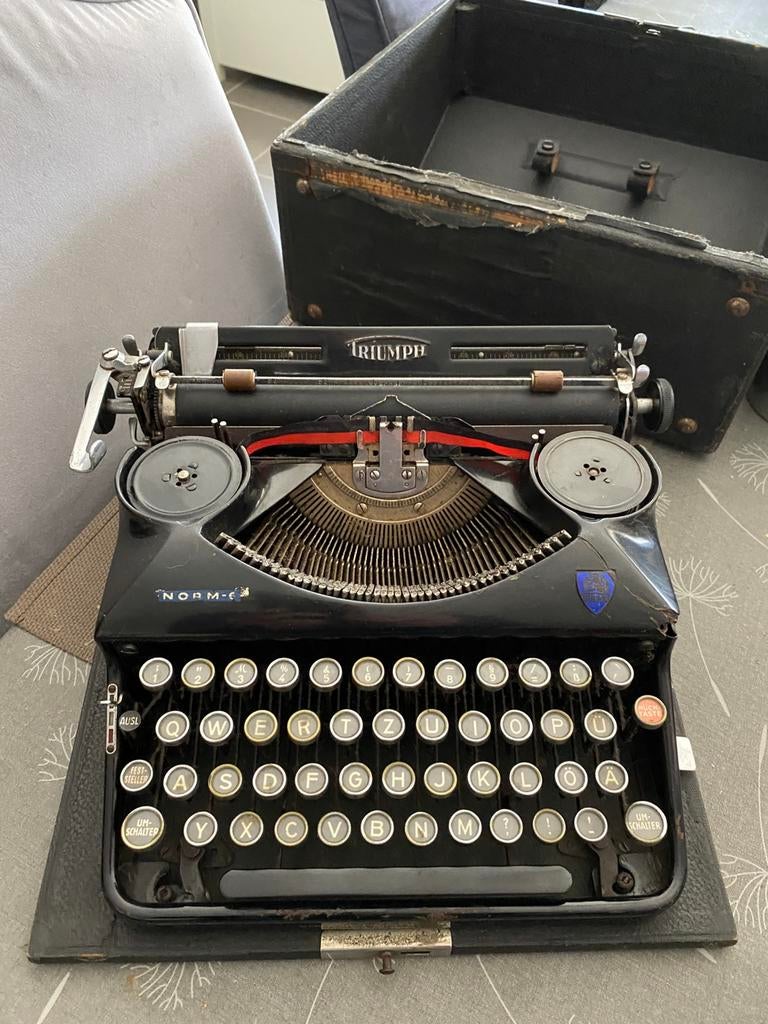 Triumph typemachine, Ophalen, Gebruikt