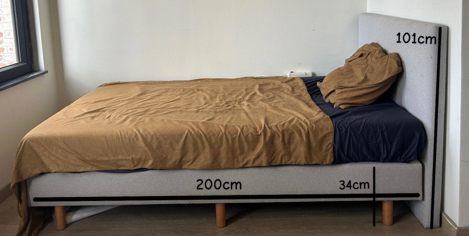 Bed + matras, bureau en nachtkastje, Ophalen, Gebruikt, Twijfelaar, Gero wonen