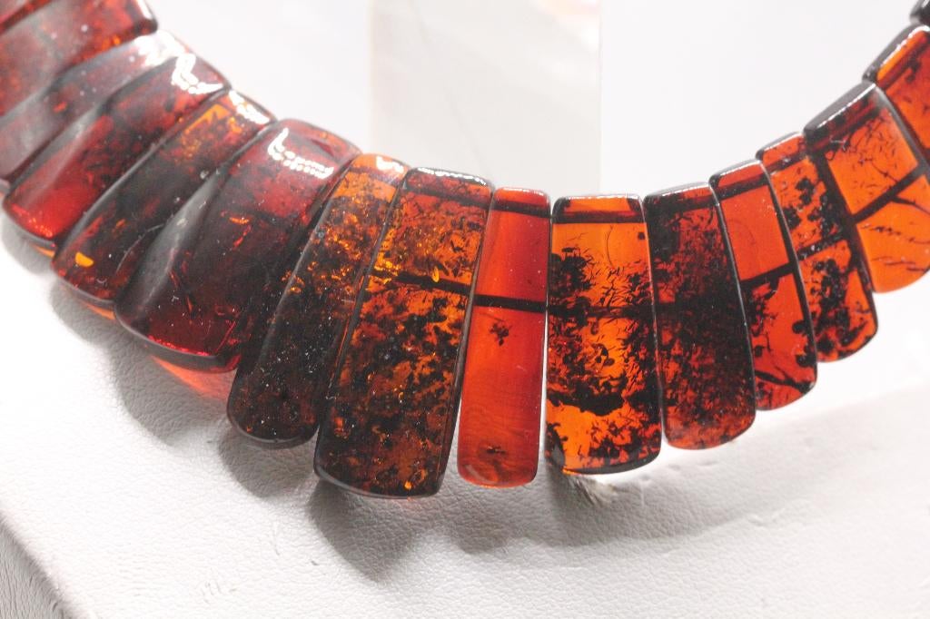 ketting vintage Baltisch amber kersenrood, Ophalen of Verzenden, Zo goed als nieuw, Rood, Overige materialen