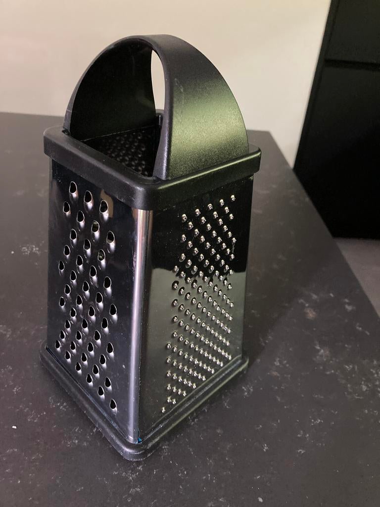 Rasp inox kunststof, Ophalen, Gebruikt