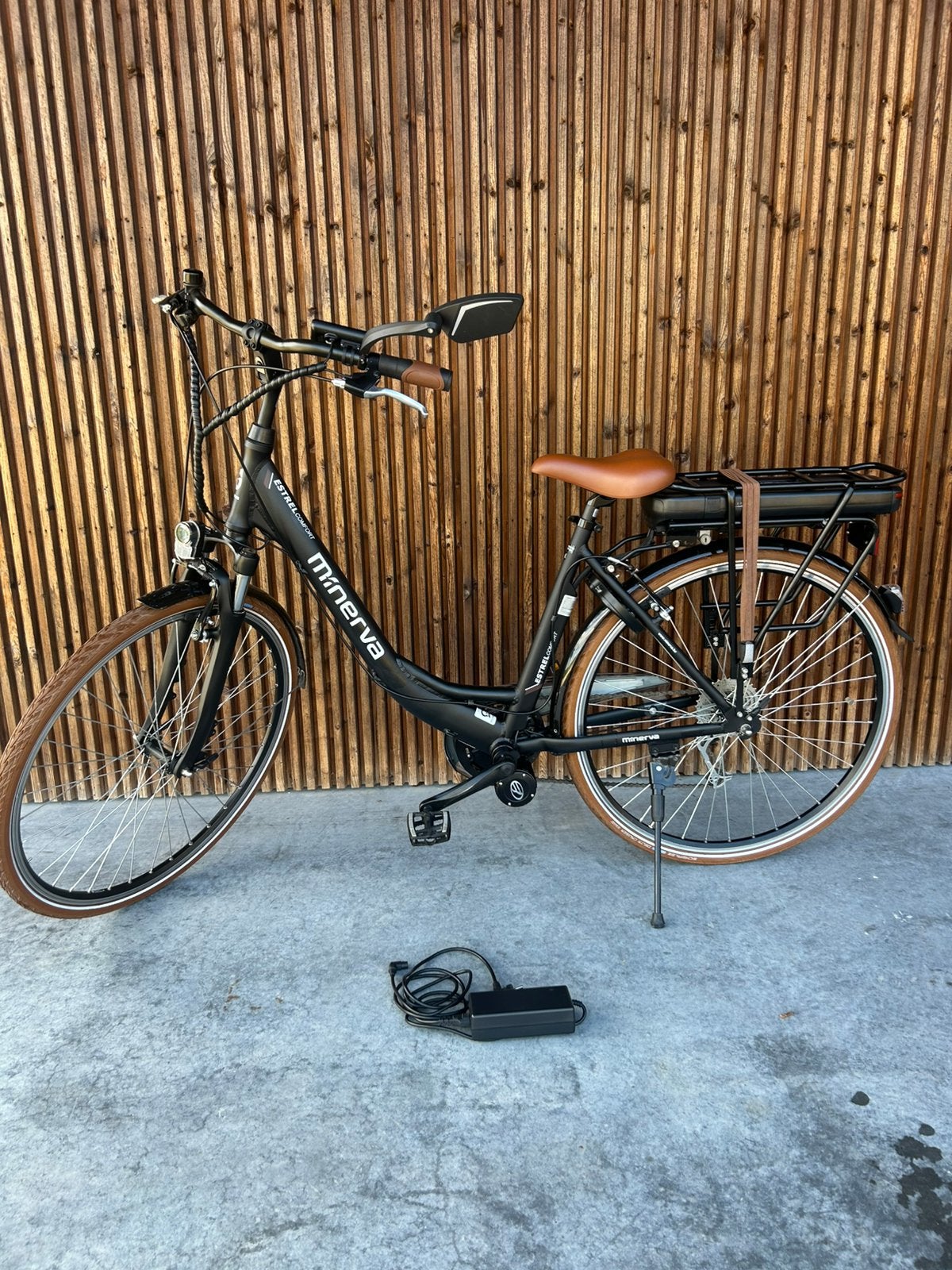 Vélo électrique Minerva Estrel pour femmes, Vélos & Vélomoteurs, Vélos électriques, Enlèvement, Comme neuf