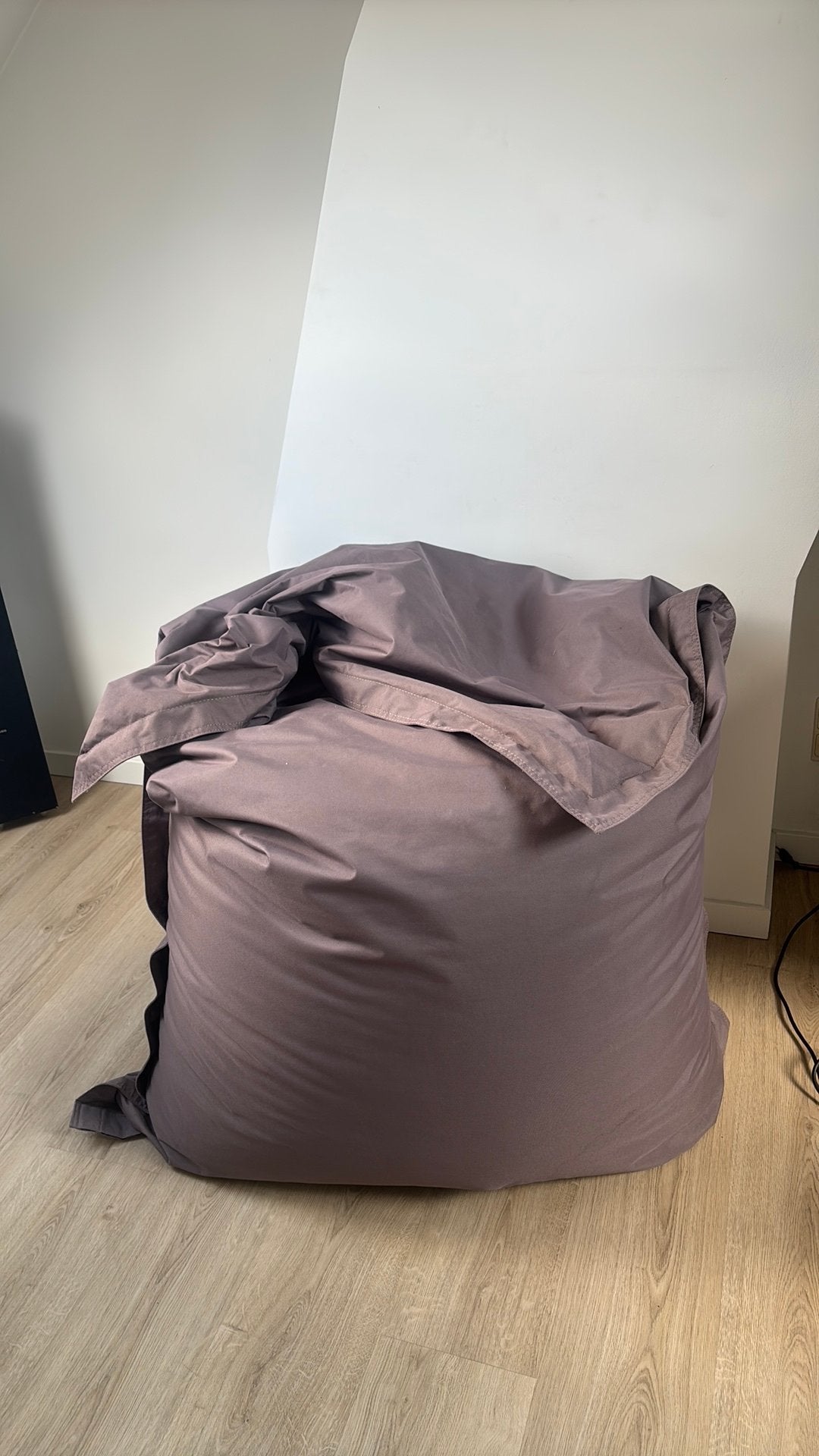 Pouf XL, Enlèvement, Utilisé