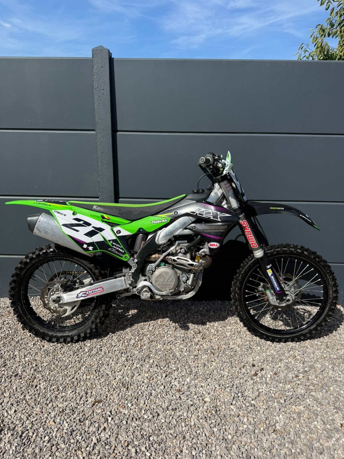 450 KX-F, Enlèvement, Comme neuf