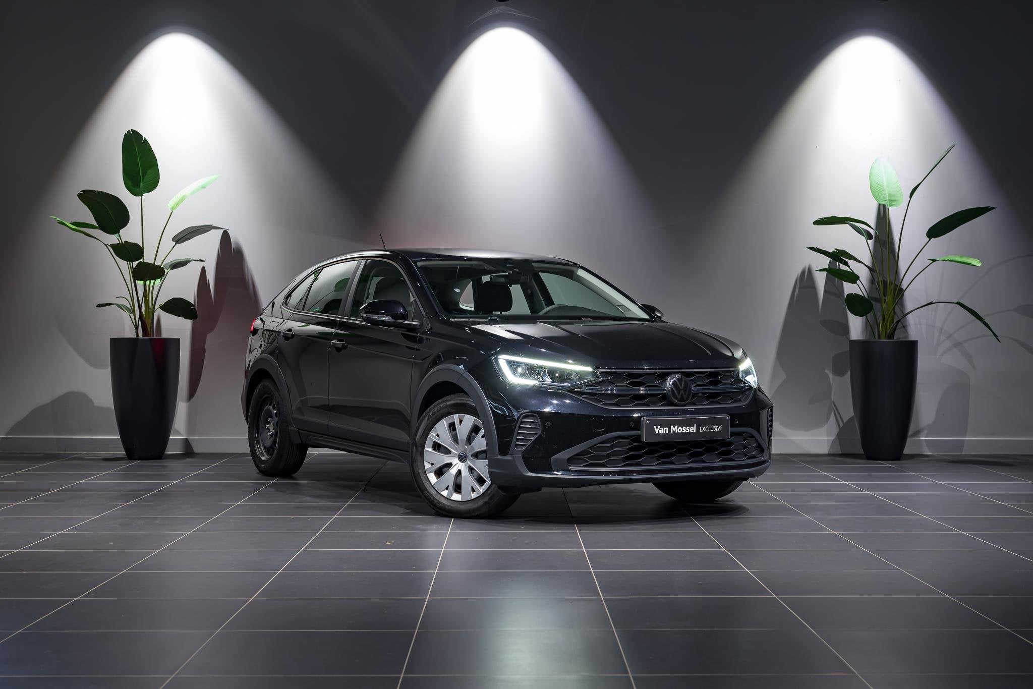 Volkswagen Taigo 1.0 TSI 70KW Life LED | ACC | PDC, Voorwielaandrijving, Stof, Gebruikt, Zwart