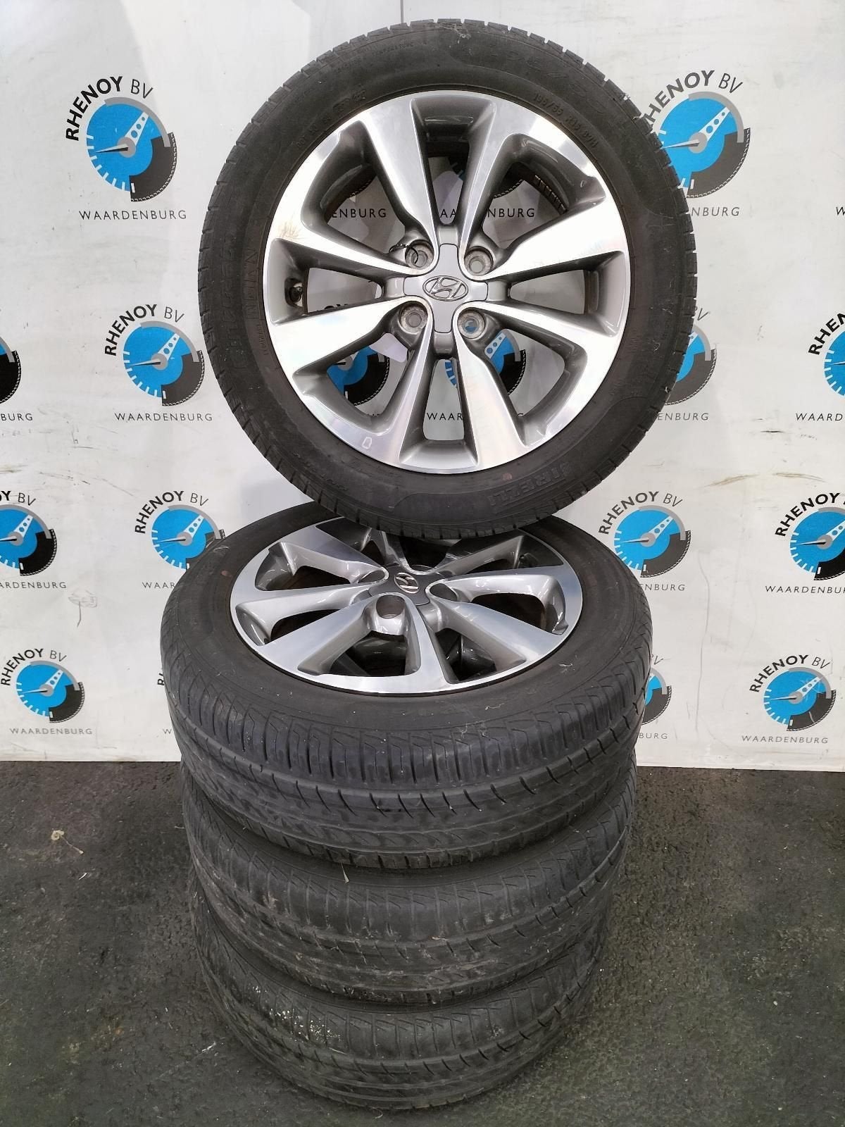 hyundai I20 2017 Zomerset 195/55 Pirelli, Auto-onderdelen, Banden en Velgen, Gebruikt, -, Banden en Velgen, Ophalen of Verzenden