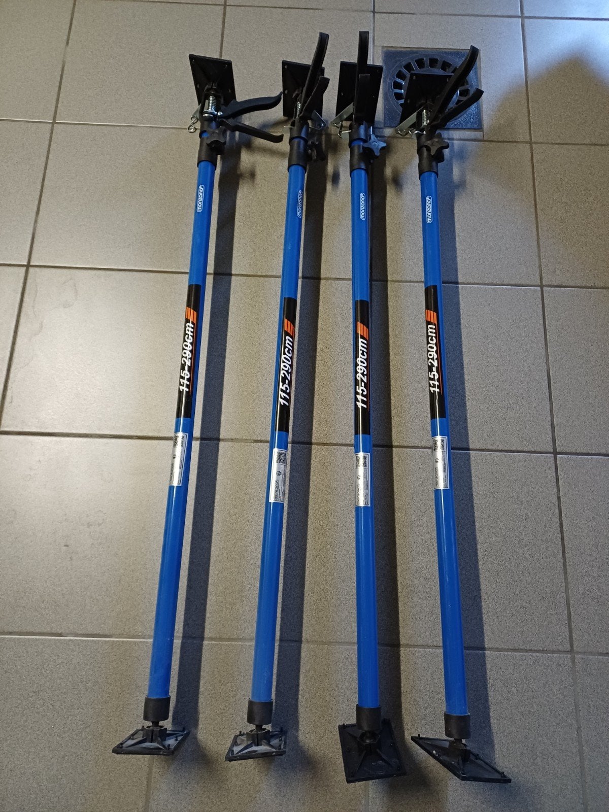 Deuba Plafondsteun 4 stuks, Doe-het-zelf en Bouw, Ophalen