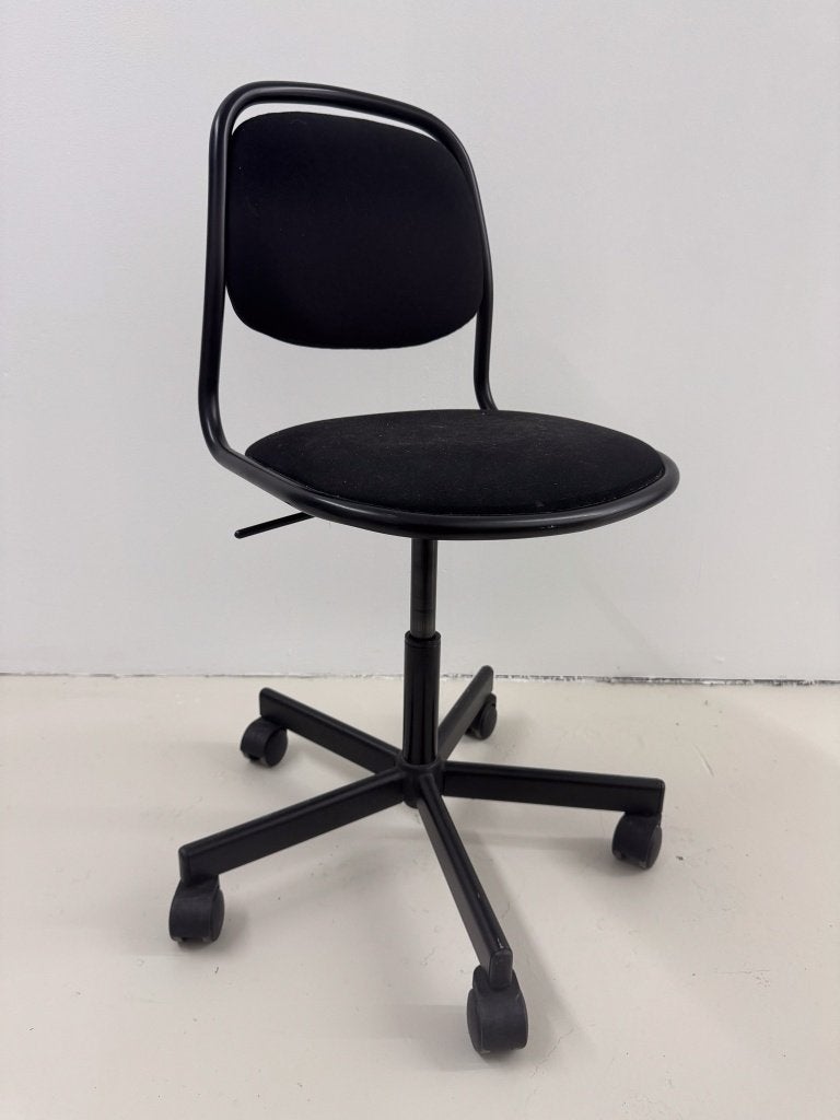 Lot de 3 Chaises pivotantes noires (bureau) à roulettes Ikea, Enlèvement, Utilisé, Noir, Chaise de bureau