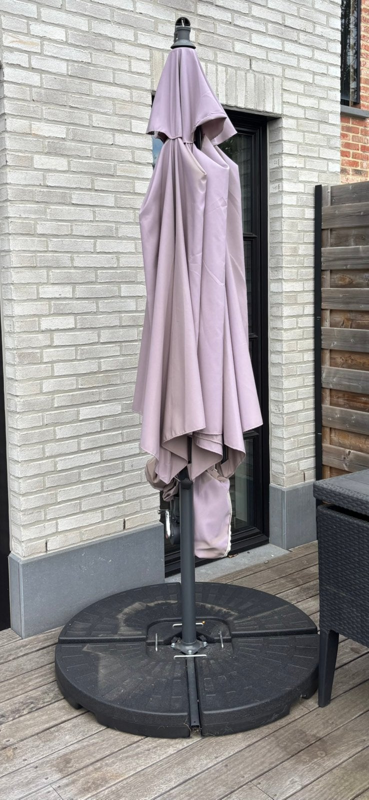 Xxxl zweefparasol 3meter taupe kleur, Ophalen, Zo goed als nieuw, Zweefparasol