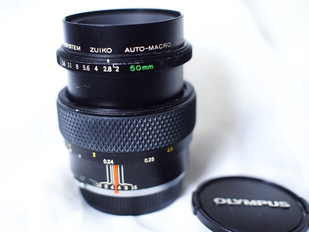 Olympus  Zuiko Auto Macro 50 mm F/2 : très rare, Enlèvement ou Envoi, Utilisé, Reflex miroir, Olympus