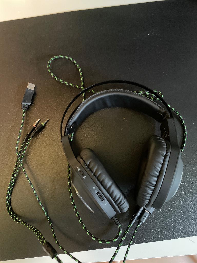 Hoofdtelefoon, Enlèvement ou Envoi, Casque gamer, Comme neuf, Filaire