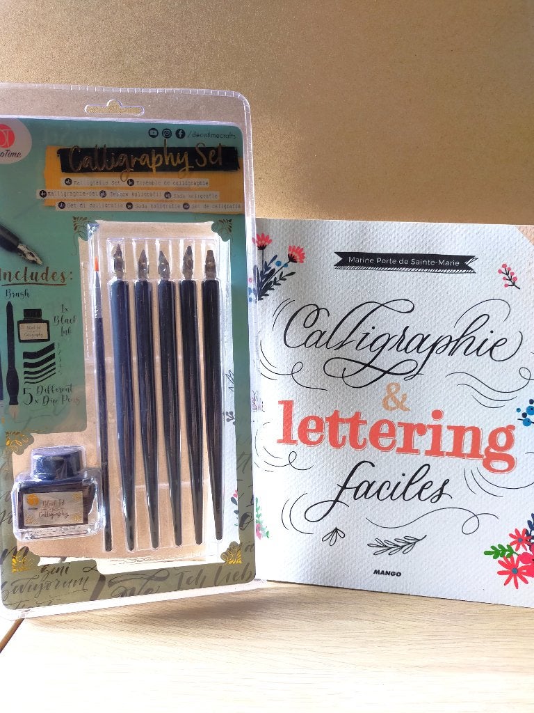 URGENT — SET DE CALLIGRAPHIE DÉCOTIME + LIVRE, Divers, Enlèvement ou Envoi, Comme neuf