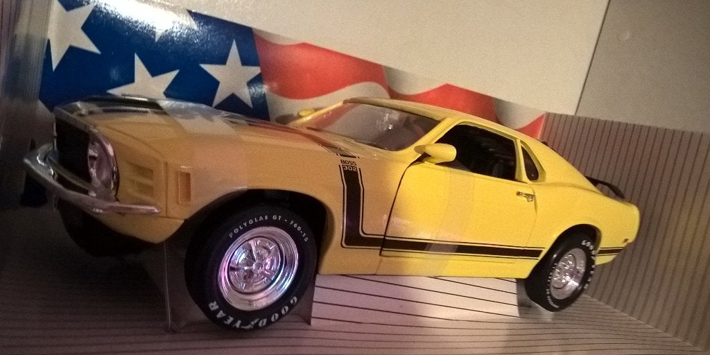 1/18 Ford Mustang Boss 302 1970 ERTL, Enlèvement ou Envoi, Neuf, Voiture, ERTL