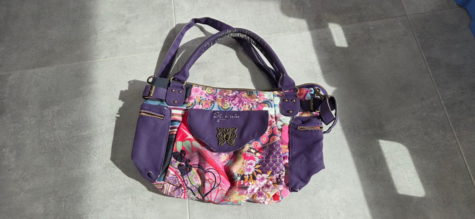 Sac à main Desigual violet, Enlèvement