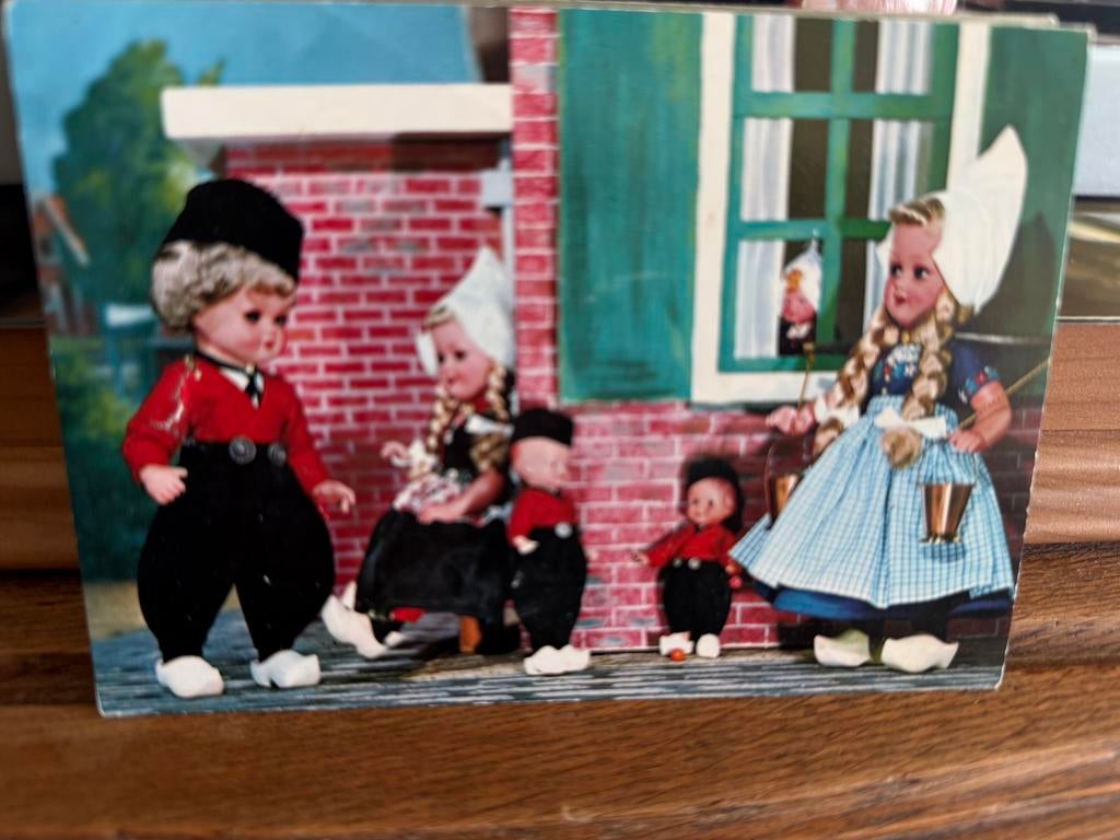 Poupées de Dovina, Enlèvement ou Envoi, 1960 à 1980, Non affranchie, Enfants