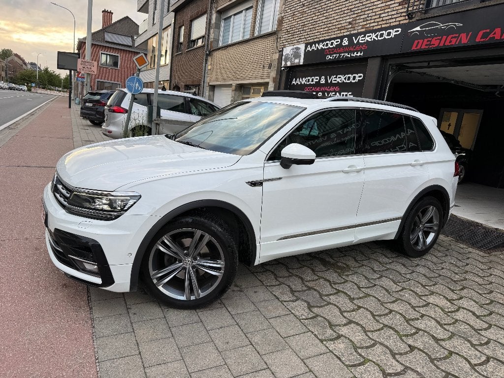 VW Tiguan 2.0Tdi 150pk 3x R-Line FULL FULL*Garantie*, Autos, Volkswagen, Cuir, Achat, Euro 6, Entreprise