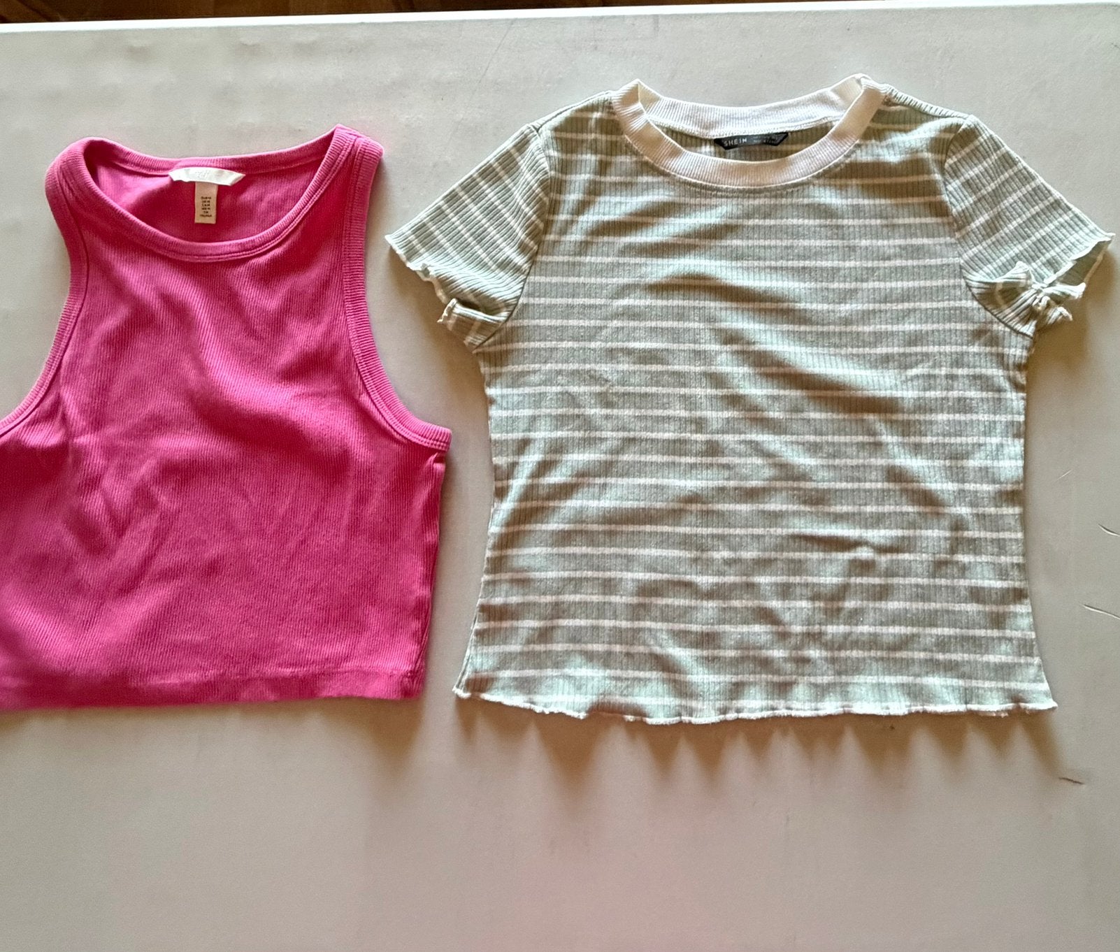 2 st jeugdige zomer/ vakantie shirts, Kleding | Dames, Dames-kledingpakketten, Ophalen, Nieuw, Maat 38/40 (M)