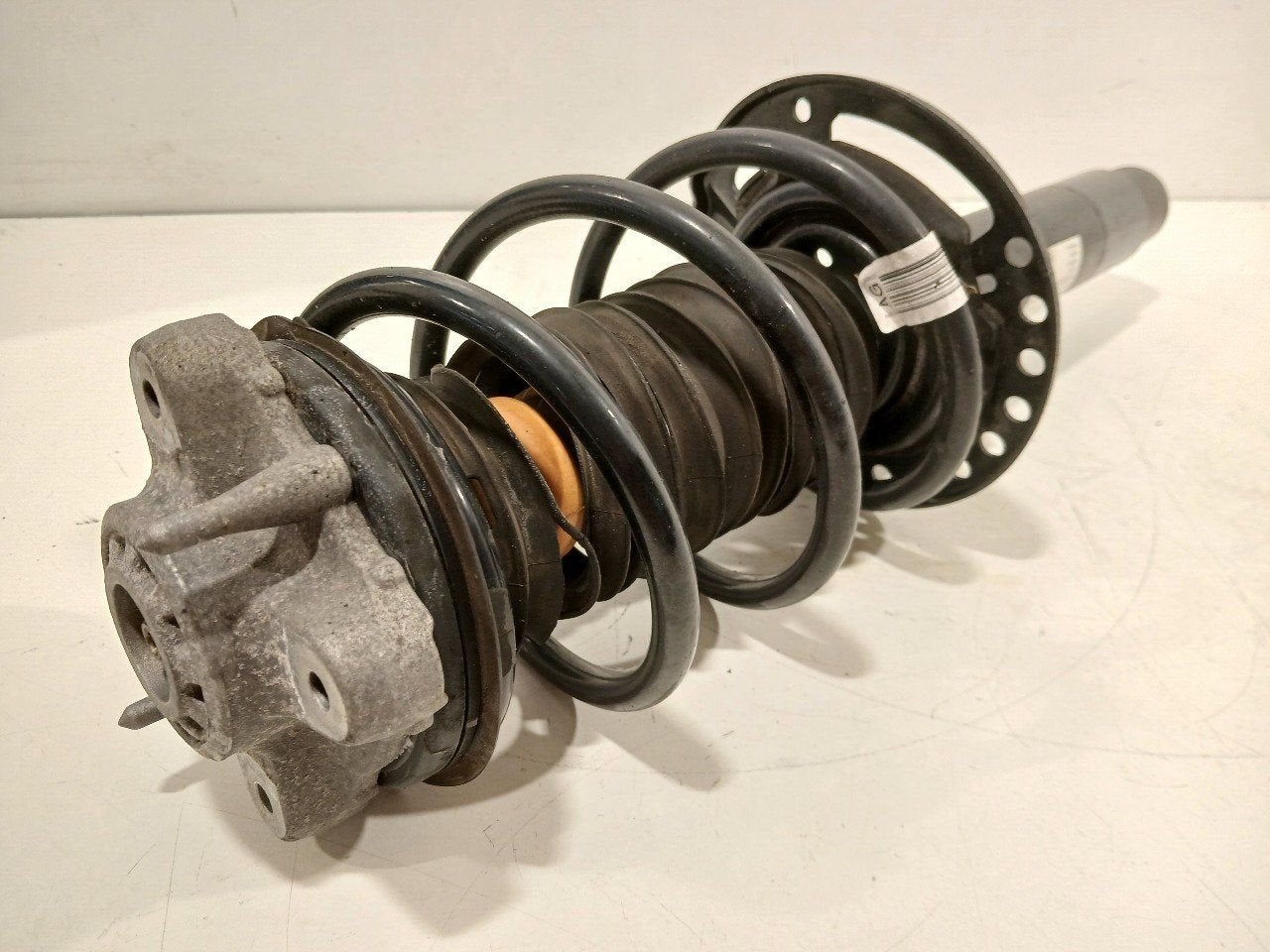 Veerpoot rechts voor BMW 3 serie, Onderdelen@venauto.nl, Van der Ven Autorecycling B.V., Gebruikt, Ettenseweg 76, 4706 PB Roosendaal, The Netherlands