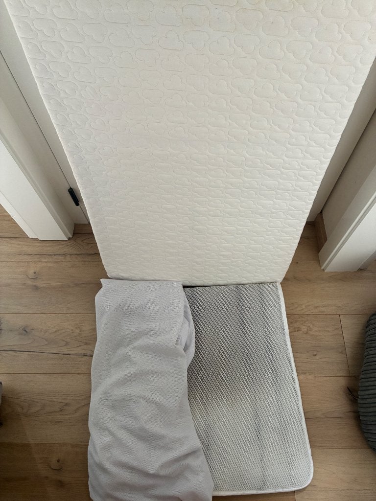 Aerosleep matras, matrasbeschermer & 2 overtrekken, Enlèvement, Utilisé