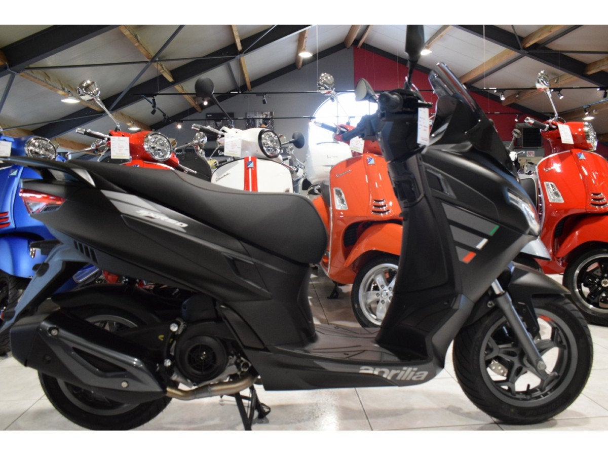 Aprilia SX 50 R CLASSE B 45/KM/H, Scooter, Bedrijf, 11 kW of minder, 50 cc