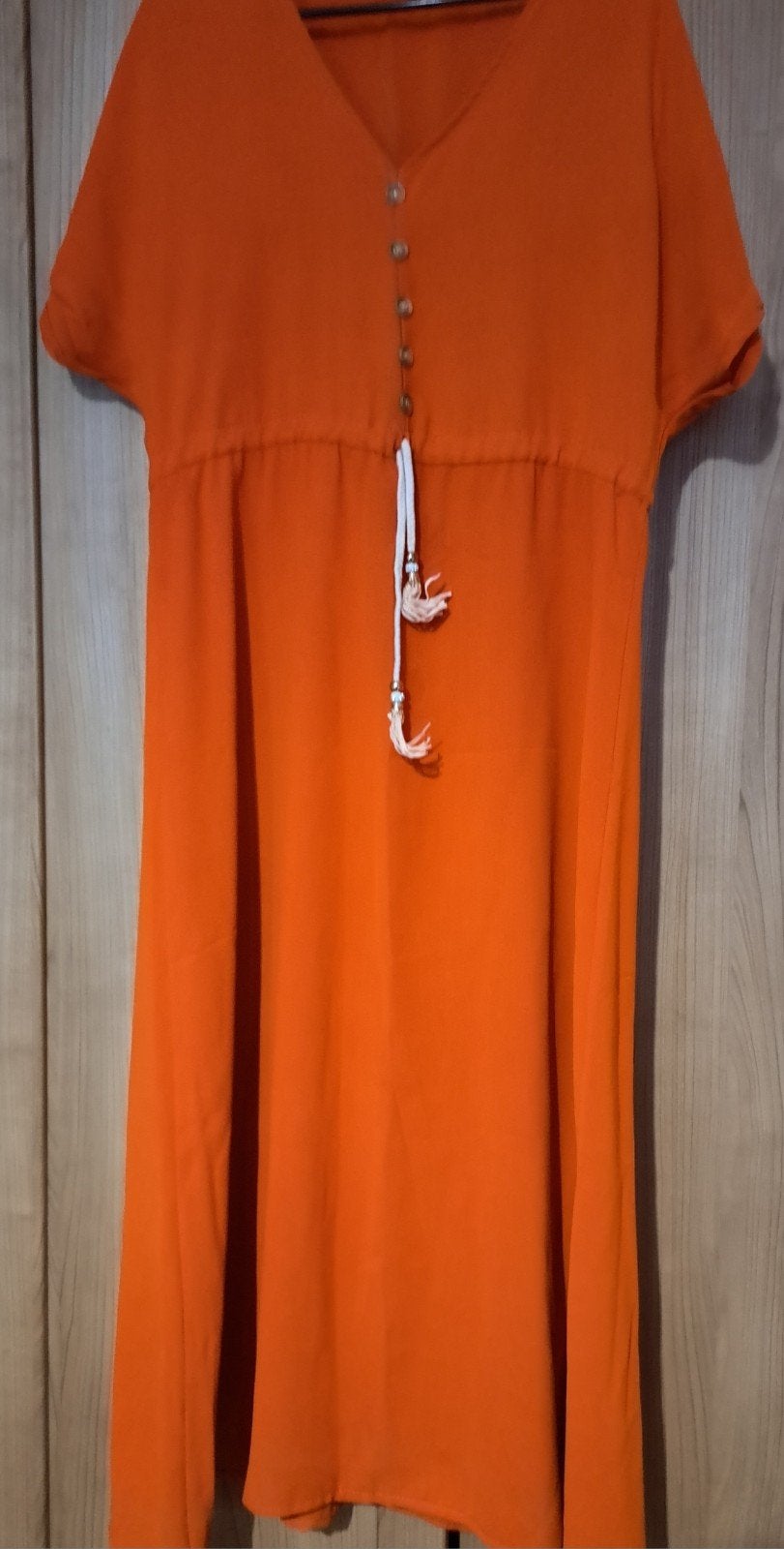 robe longue taille unique, Enlèvement