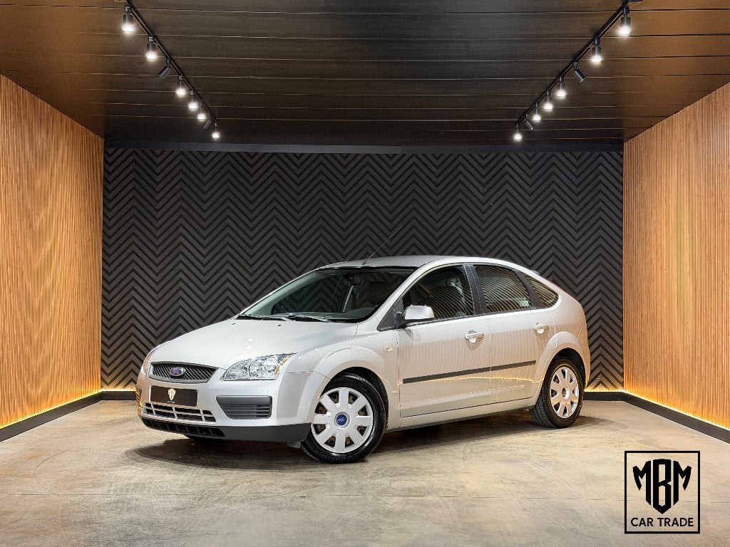 ✅ Ford Focus 1.8 TDCi 16v GARANTIE Airco Trekhaak 1.Eigenaar, Autos, Ford, Focus, Argent ou Gris, Achat, https://public.car-pass.be/vhr/785d9eea-66ec-46e5-834b-b67da31cc999