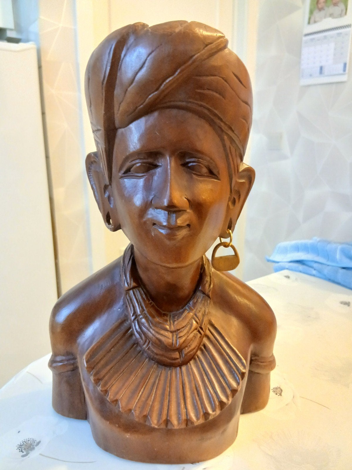 Vrouw in hout, Enlèvement, Bois, Femme