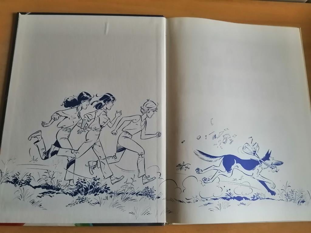 BD Julie Claire Cécile tome 7 : La disparue de Bom E.O.1990, Livres, Une BD, Enlèvement ou Envoi