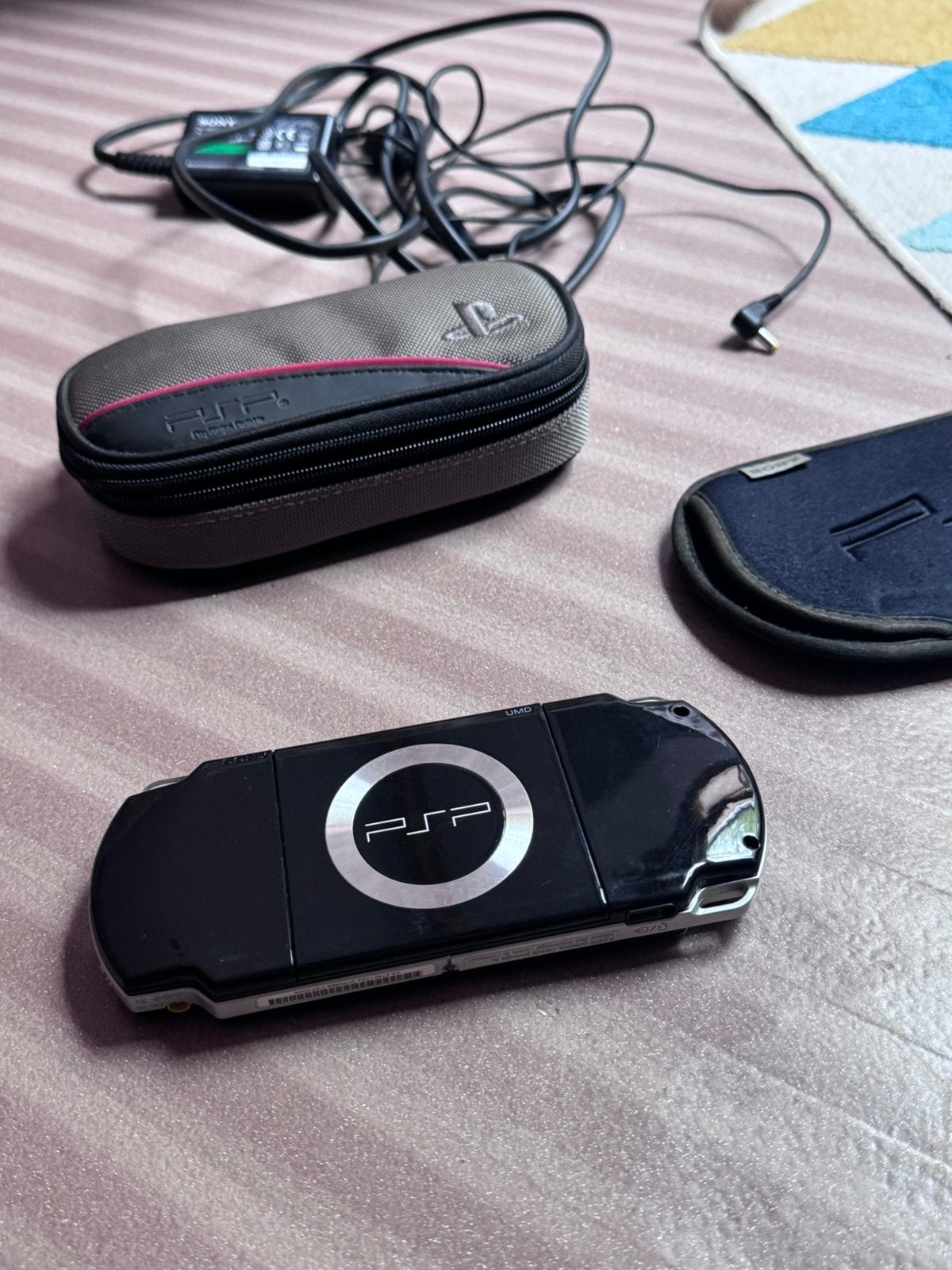 Sony PSP met games, Ophalen, Zo goed als nieuw